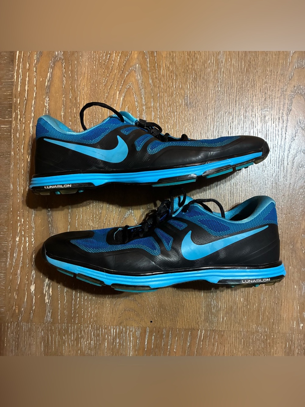 Nike Men’s Black and Blue Lunarlon Golf Shoes